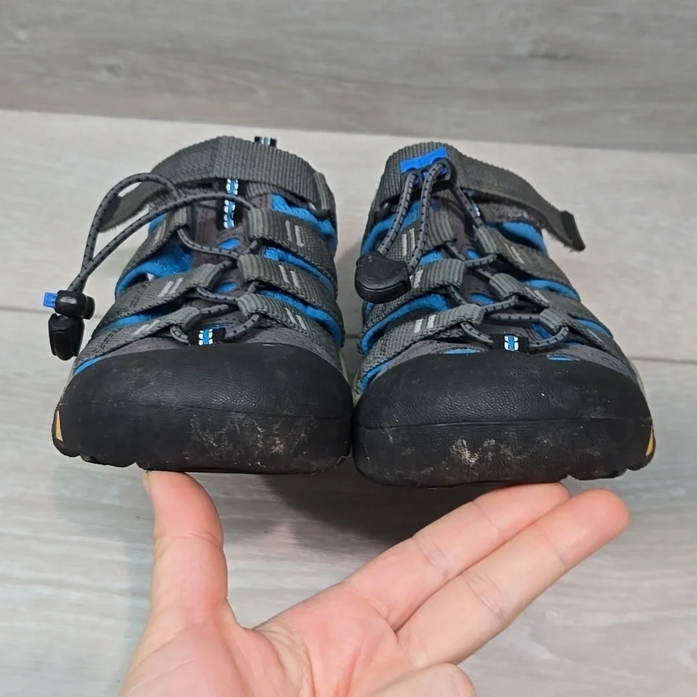 Keen Kids Boys Outdoor Waterproof Adventure Sandals Gray &Blue Shoes 2